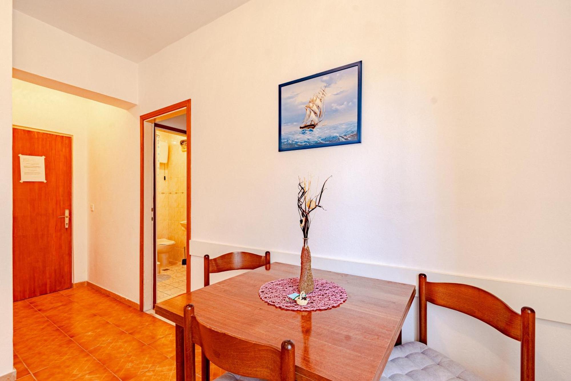 Apartments And Rooms With Parking Space Mali Ston Rum bild